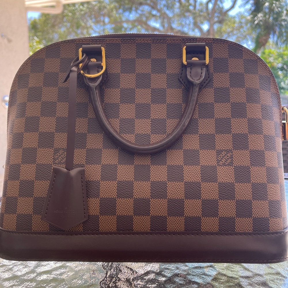 Authentic Louis Vuitton Alma pm size